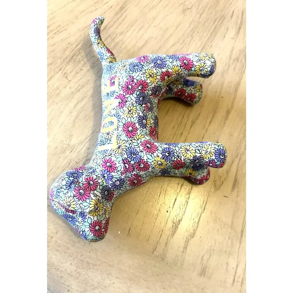 VTG Y2K Victorias Secret Dog Floral Flower LOVE Daisy Stuffed Animal Mini 2009